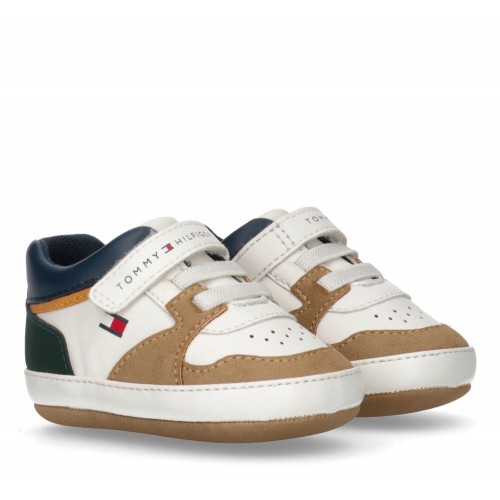 Tommy Hilfiger sneaker αγκαλιάς λευκό μπεζ T0B9-33620-1755Y913